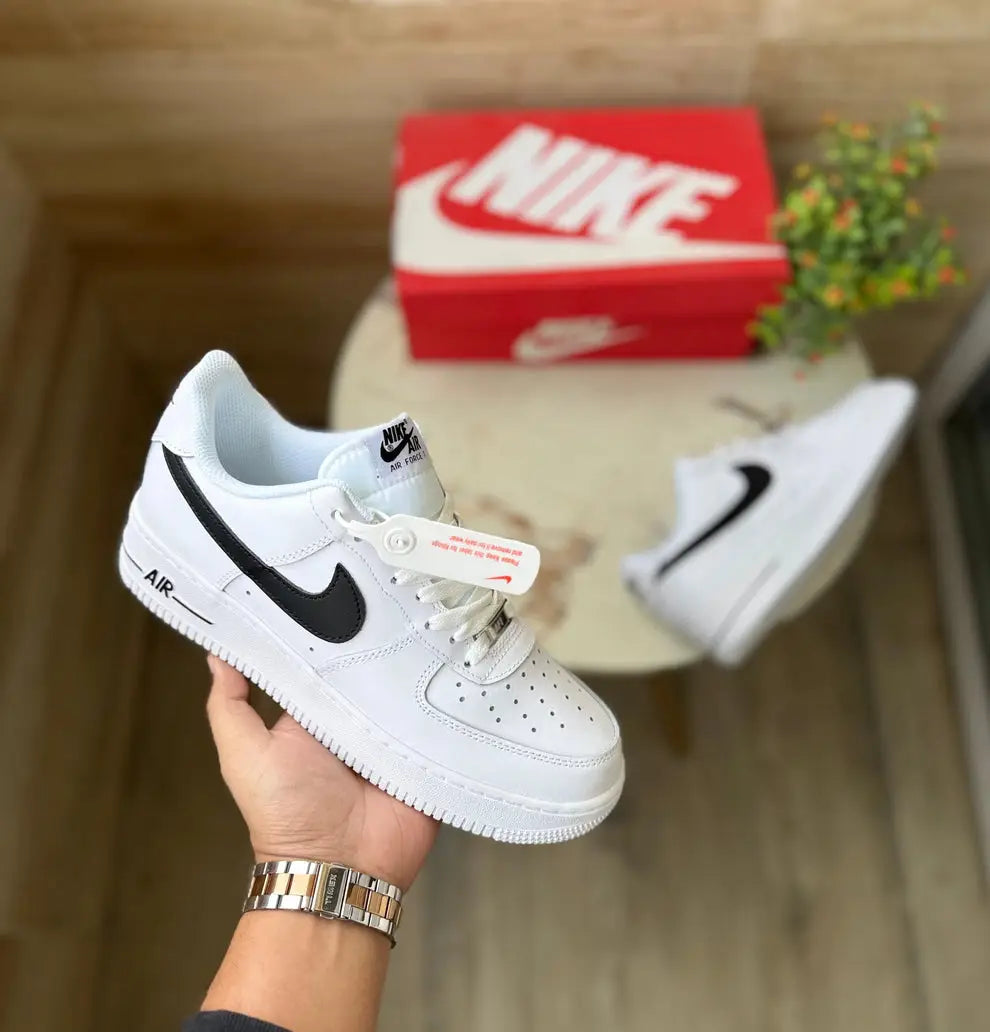 Nik_e Air Force 1 Low White Black Mens Shoes