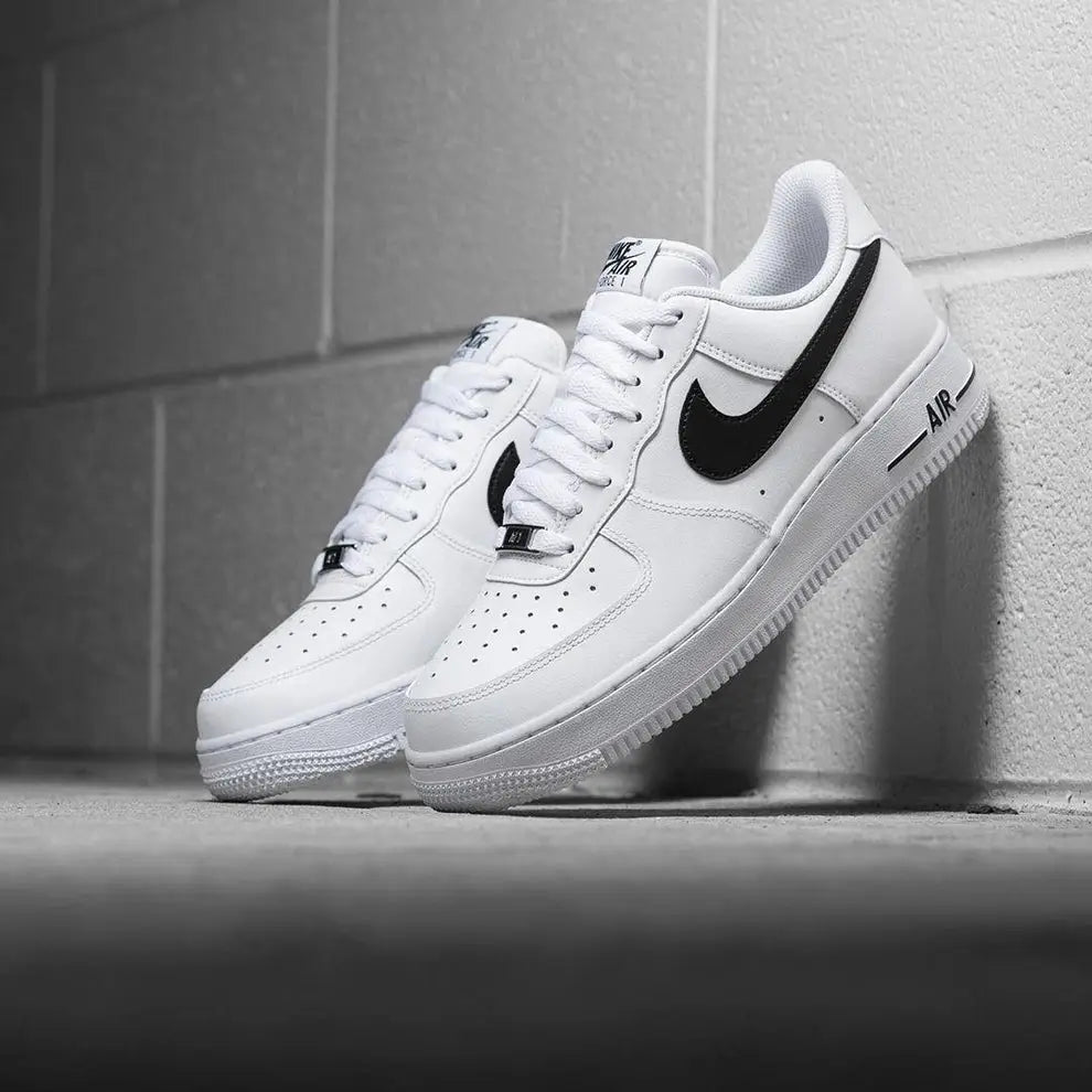 Nik_e Air Force 1 Low White Black Mens Shoes